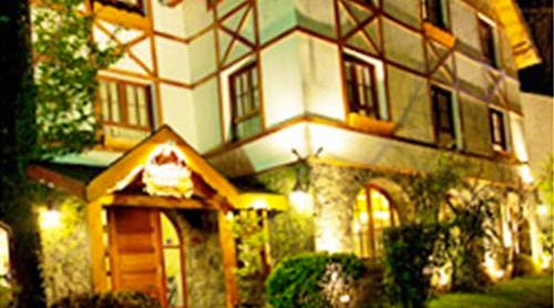 Außenansicht – © Le Chatelet Hotel