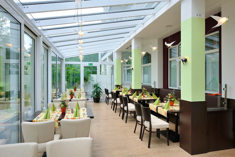 Hotel Phönix - Wintergarten – ©Johannesbad Hotels Bad Füssing GmbH