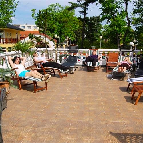 Franzensbad - Kurhaus Erika - Sonnenterrasse &ndash; &copy; Kurhotel Erika Franzensbad