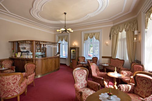 Kurhotel Imperial in Franzensbad - Lobbybar &ndash; &copy; Bad Franzensbad AG
