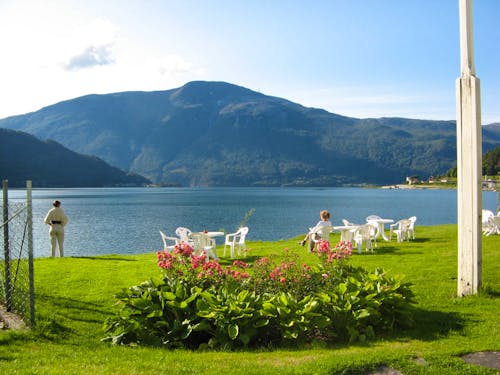 Blick auf den Sognefjord &ndash; &copy; http://www.hofslund-hotel.no/