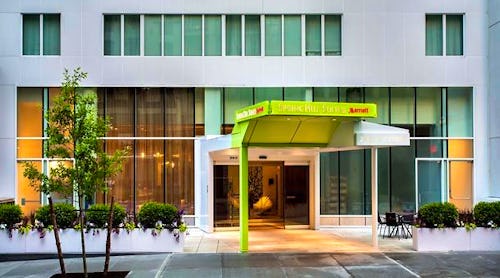 SpringHill Suites New York Midtown, Aussenansicht – © http://www.marriott.de/hotels/travel/nycsm-springhill-suites-new-york-midtown-manhattan-fifth-avenue/