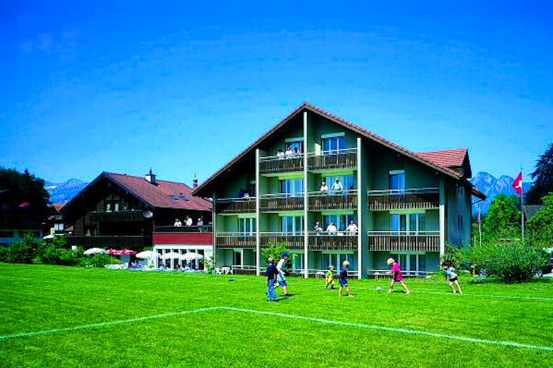 Hotel FlüeMatte – Außenansicht - ©www.fluematte.ch