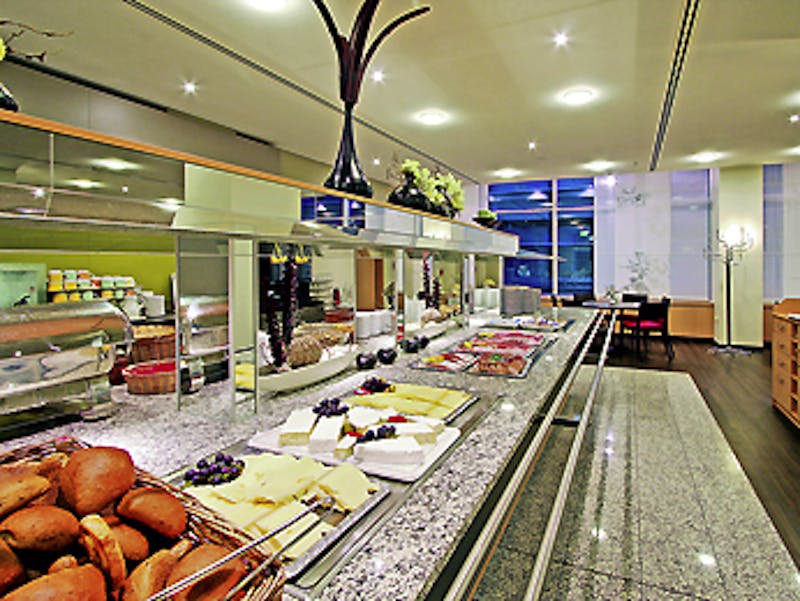 Frühstücksbuffet des Hotels Ibis Lilienstein in Dresden – ©Ibis Hotel Dresden