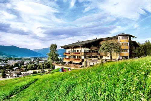 Zur Schönen Aussicht in St. Johann &ndash; &copy; Hotel Zur Schönen Aussicht