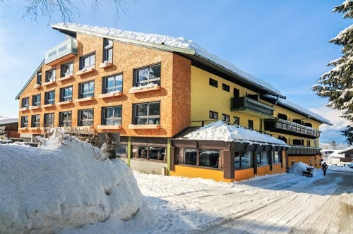 Park Hotel in St. Johann &ndash; &copy; Eberhardt TRAVEL