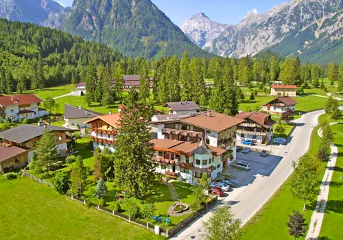 Hotel Pension Enzian in Pertisau &ndash; &copy; Hotel Pension Enzian in Pertisau
