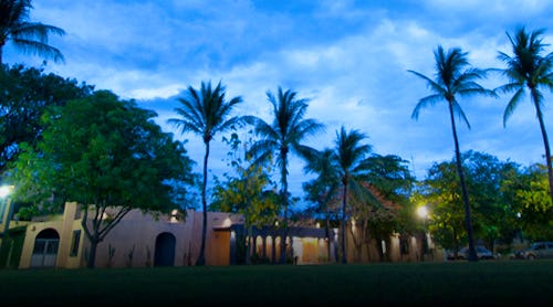 Hotelanlage – © www.hotelcalli.com