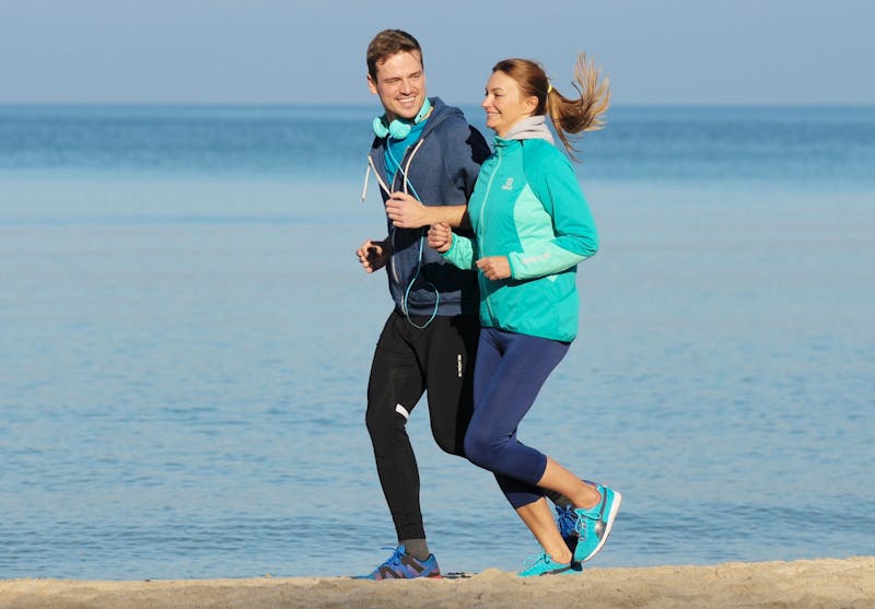 Jogging am Strand – ©Hotel ProVita