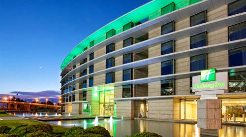 Außenansicht Holiday Inn Santiago de Chile – © Holiday Inn Santiago de Chile