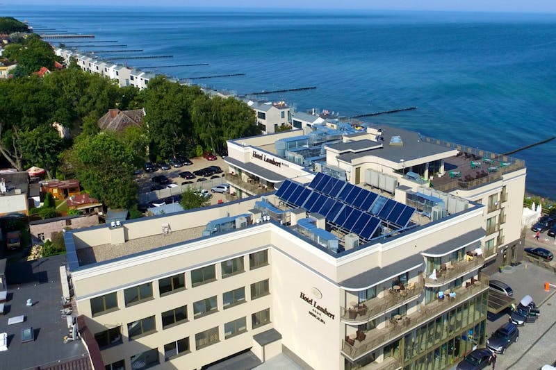 Luftaufnahme – ©Hotel Lambert
