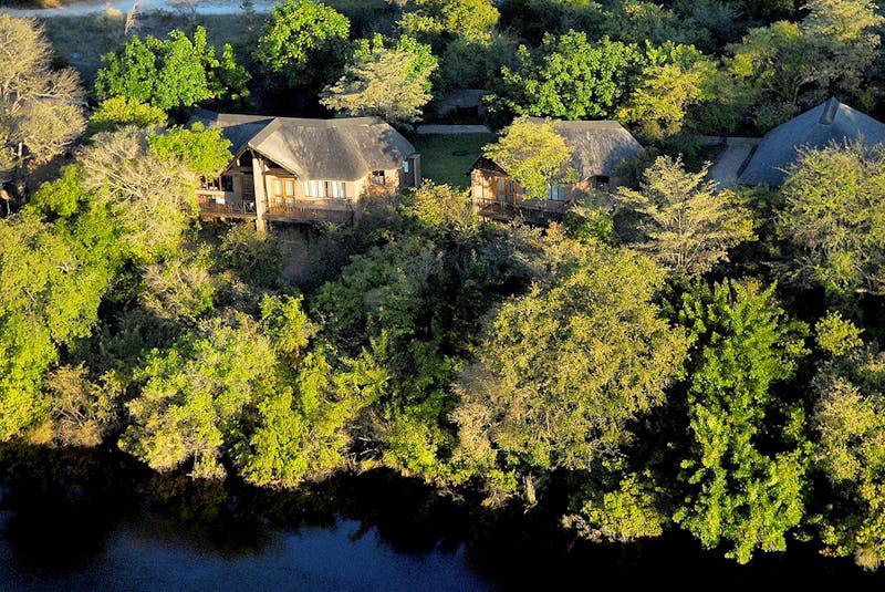 Namushasha River Lodge - ©http://www.gondwana-collection.com/das-erlebnis-zambezi/unterkuenfte/namushasha-river-lodge/