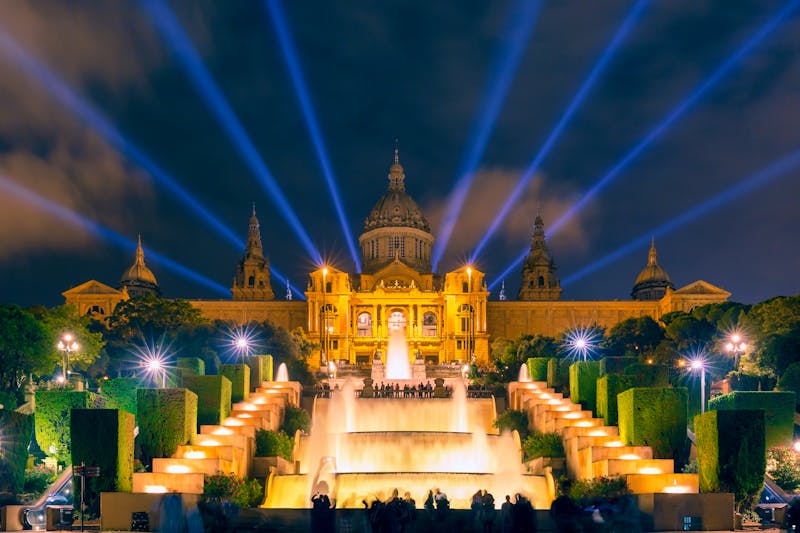 Placa de Espania in Barcelona - ©KavalenkavaVolha - Adobe Stock