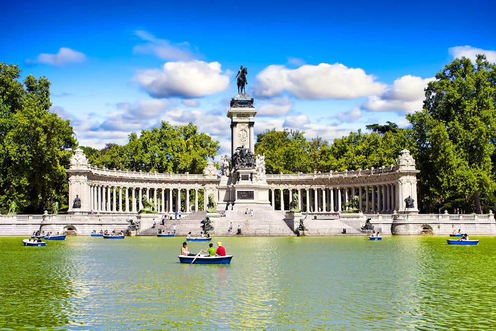 Der Retiro-Park in Madrid &ndash; &copy; mrks_v - Adobe Stock