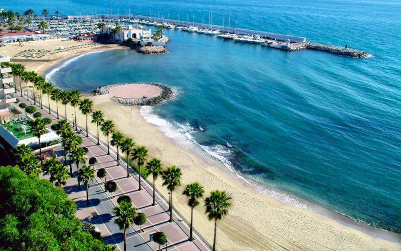 Playa Fontanilla - Marbella - ©Excmo. Ayuntamiento de Marbella