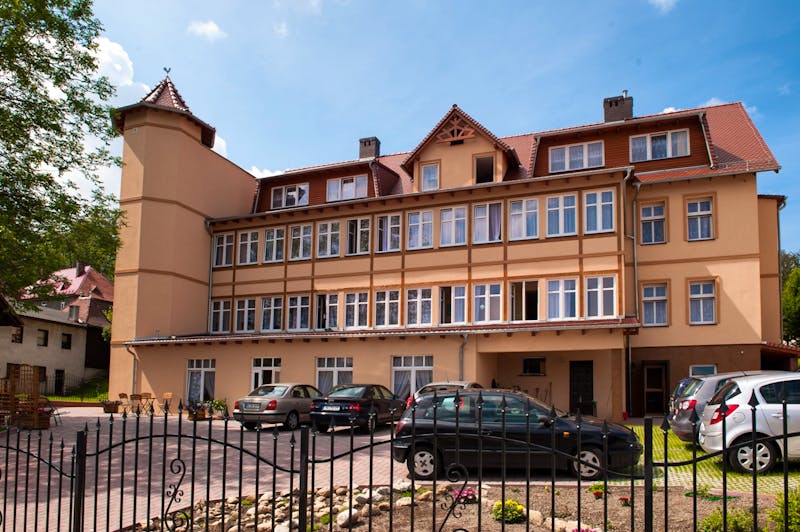 Außenansicht Kwisa 1 – ©Hotel Kwisa 1