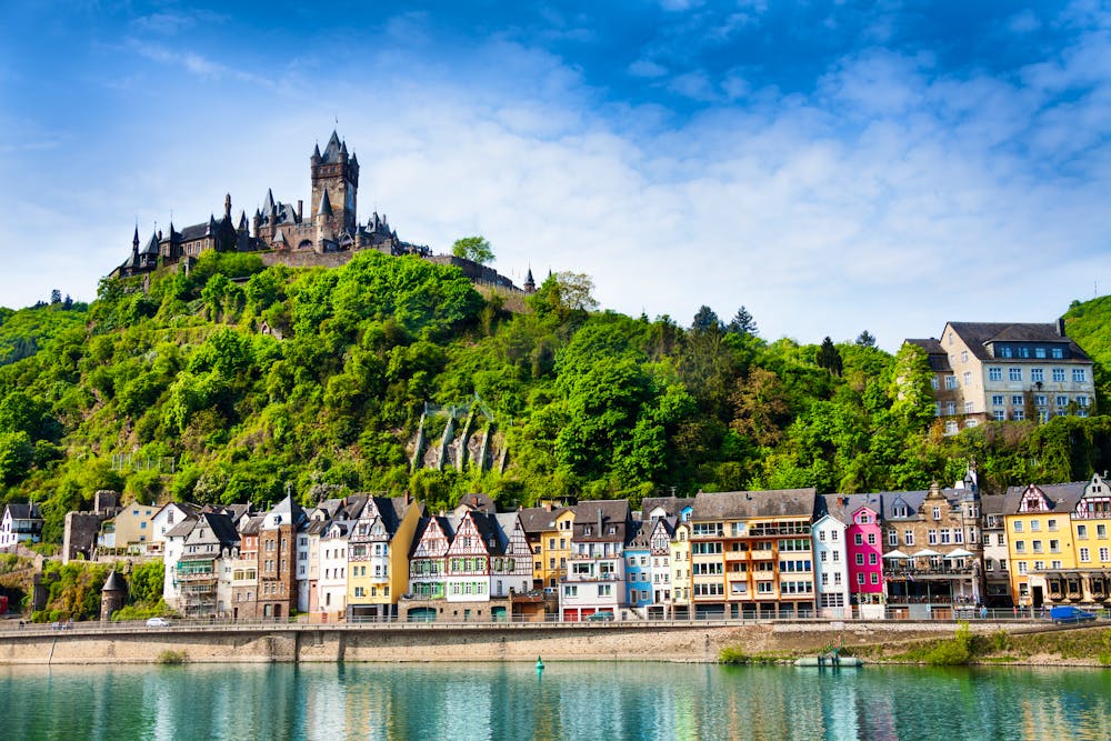 Reichsburg Cochem &ndash; &copy; Sergey Novikov - Adobe Stock