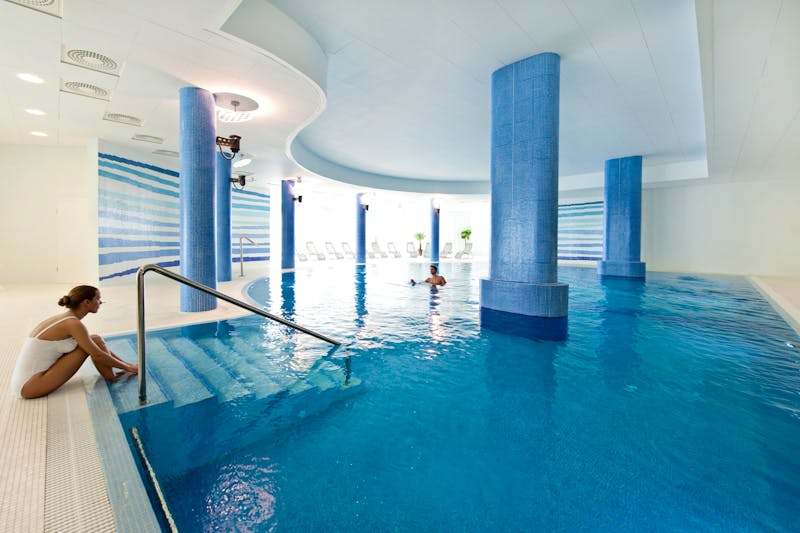 Schwimmbad Hotel Interferie Medical – ©IdeaSpa