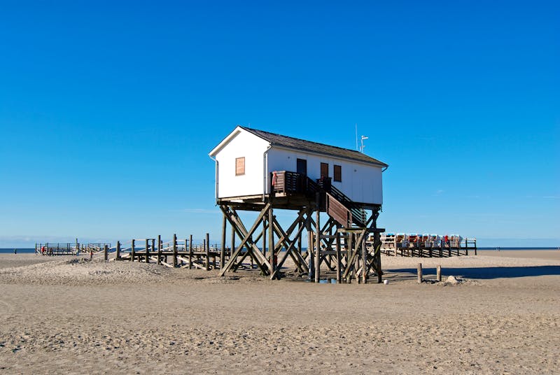 St. Peter-Ording Pfahlbau - ©Matthias Krüttgen - Fotolia