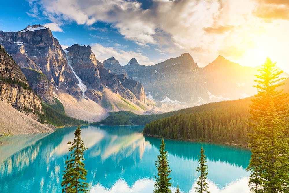 Kanada Moraine Lake &ndash; &copy; rcfotostock - Fotolia