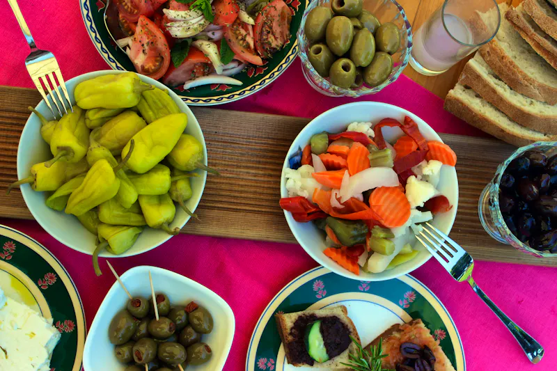 Traditionelles griechisches Essen - &copy;xalikia (Adobe Stock)