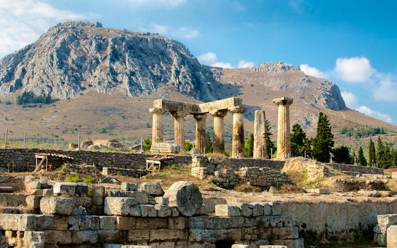 Apollontempel in Korinth - ©camera work (Adobe Stock)