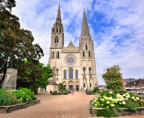 Die Kathedrale von Chartres &ndash; &copy; fabiomax - Fotolia