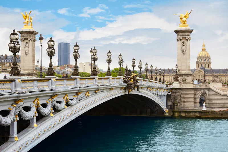Alexandre III Brücke in Paris am Morgen - &copy;andersphoto - Fotolia