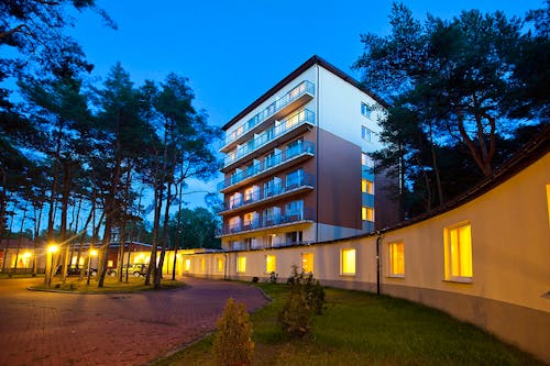 Außenansicht Hotel Millennium &ndash; &copy; Hotel Millennium