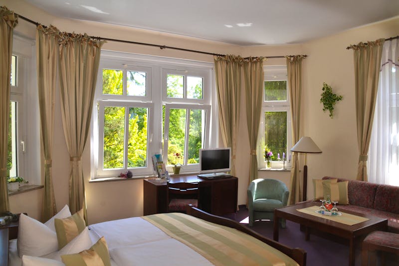 Bad Elster - Parkhotel Helene - Zimmerbeispiel – ©Parkhotel Helene Bad Elster