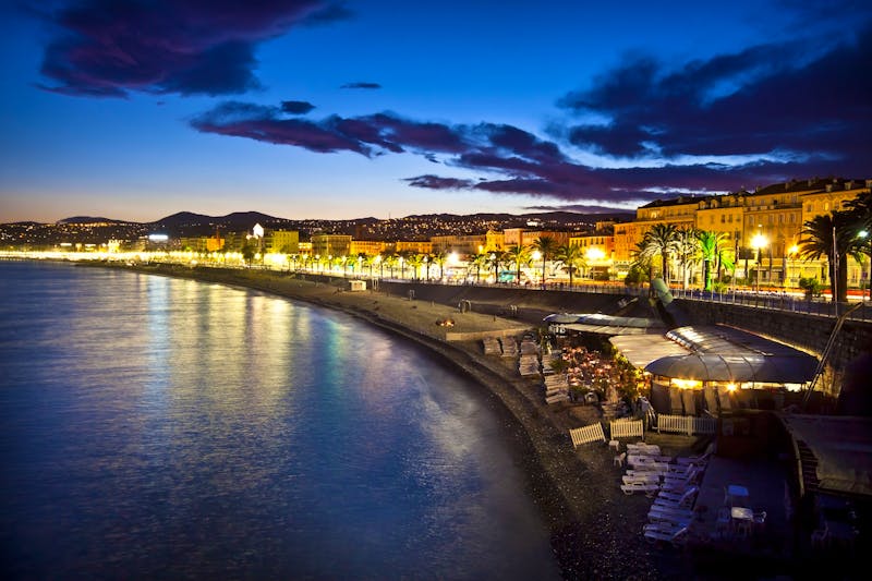 Nizza am Abend - ©Matej Kastelic - Adobe Stock