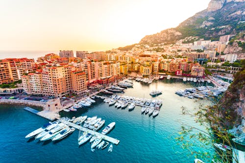 Port de Fontvieille in Monaco &ndash; &copy; seregalsv - AdobeStock