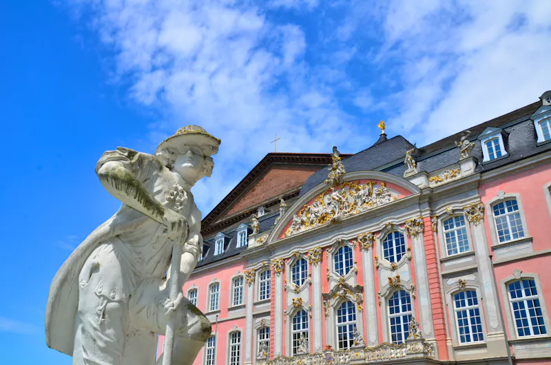Trier - &copy;idrivevideo.com - Adobe Stock