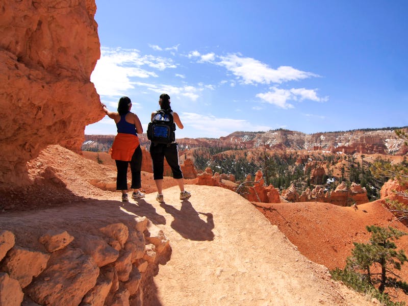 Wanderer am Bryce Canyon - ©Ints - Adobe Stock