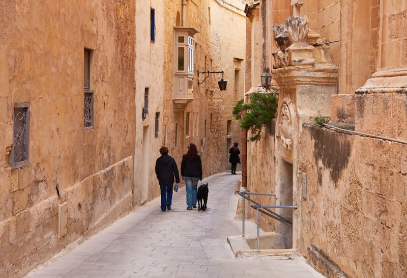 Gasse in Mdina auf Malta - ©Iakov Filimonov - Adobe Stock