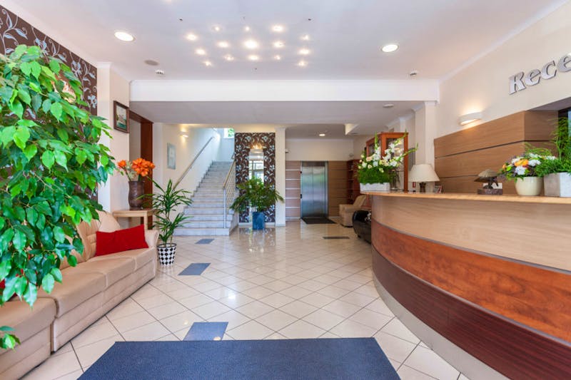 Rezeptionsbereich Hotel Rezydencja Bielik – ©Hotel Rezydencja Bielik