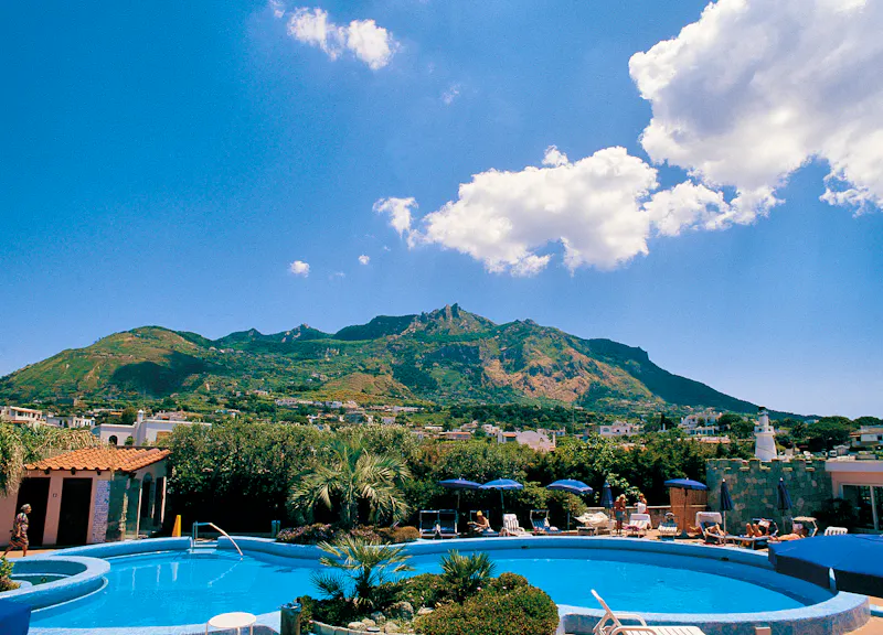 Panorama Terme Providence - &copy;BayWatch Travel