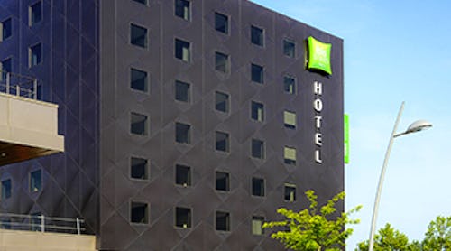 Außenansicht – © Hotel ibis Styles Caen Centre Gare