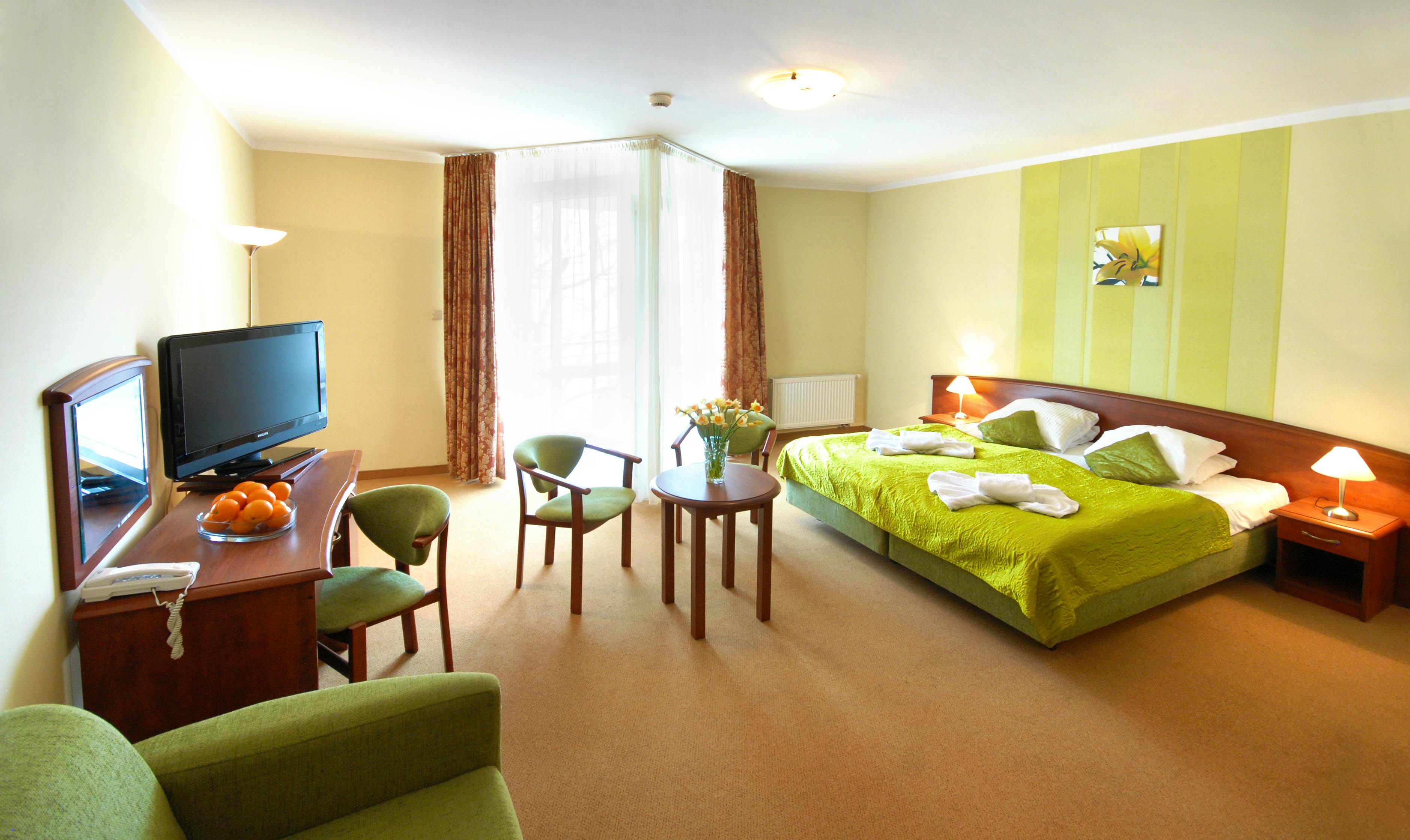 Kur & Wellness in Polen - Kurhotel Arstone - Villa am Park in ...