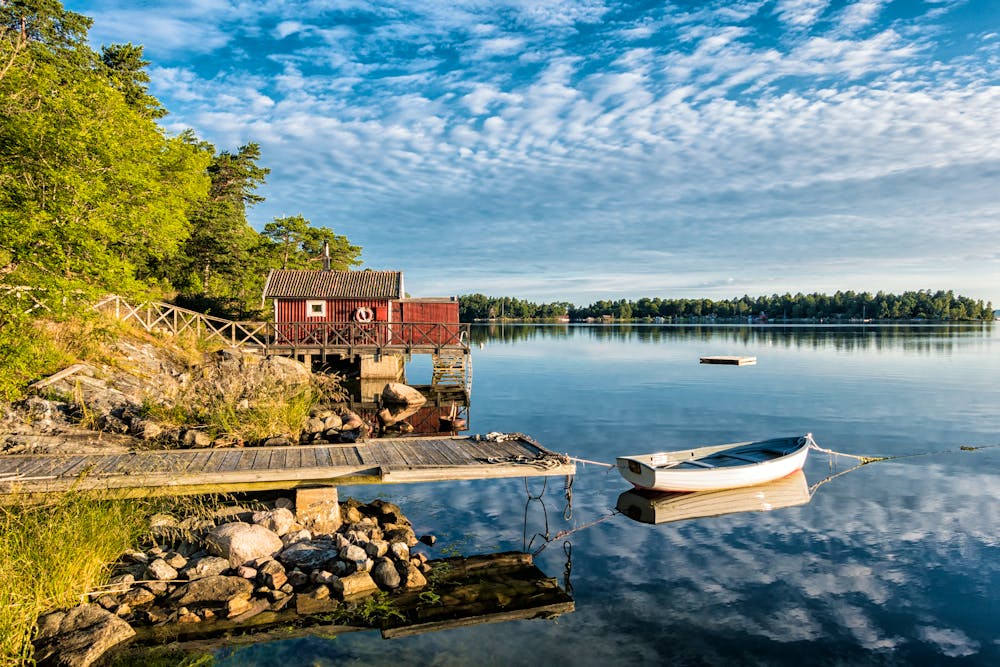 Schwedische Landschaft &ndash; &copy; RicoK - Adobe Stock