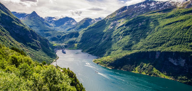 Panorama – Geiranger Fjord_Norwegen - ©aksmedia - Fotolia