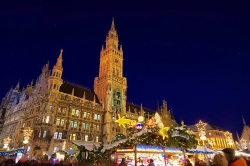München Weihnachtsmarkt &ndash; &copy; LianeM - AdobeStock