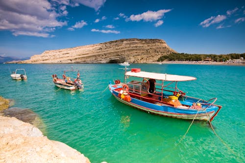 Matala Bucht auf Kreta &ndash; &copy; great_photos - Fotolia