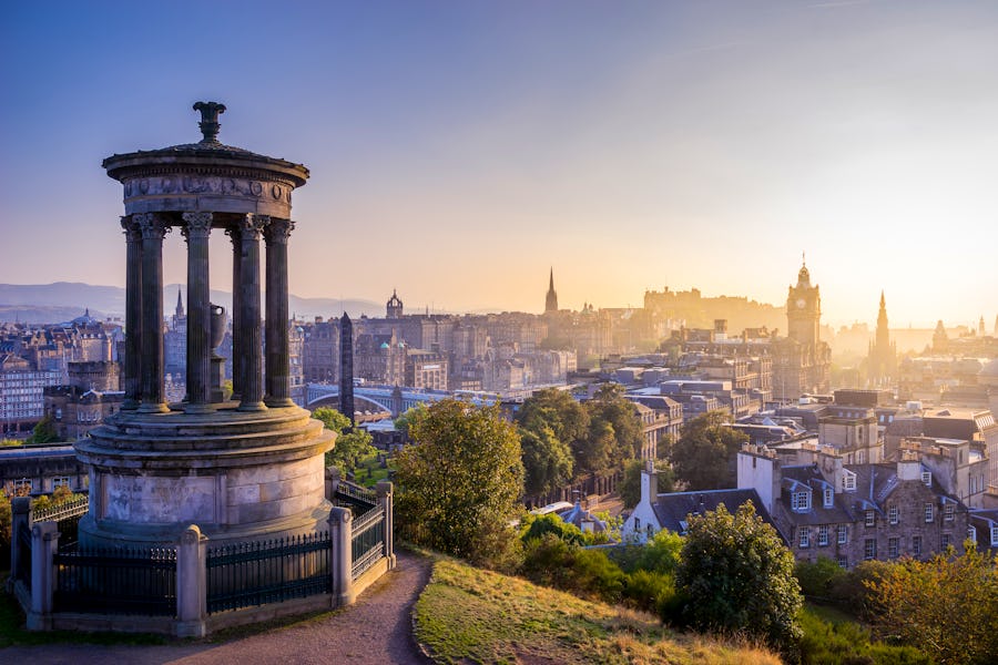 Blick auf Edinburgh – © alice_photo - Fotolia