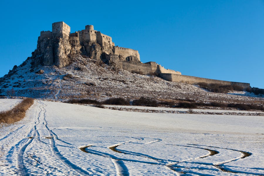 Zipser Burg im Winter – © oscity - Fotolia