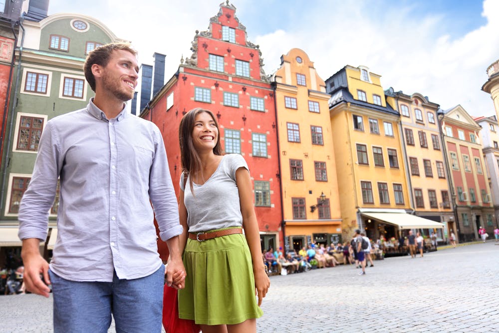Pärchen in Stockholm Schweden &ndash; &copy; Maridav - Adobe Stock