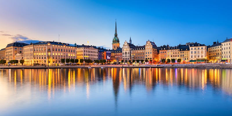 Stockholm in Schweden zur Blauen Stunde - ©Michael Abid - Adobe Stock