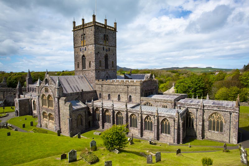 St. David's Kathedrale in Wales - ©www.mikecharles-photography.co.uk - Adobe Stock