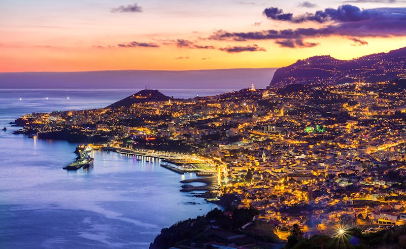 Funchal bei Nacht - ©daliu - Fotolia