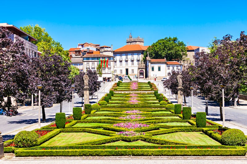 Guimaraes - Portugal - ©saiko3p - Fotolia